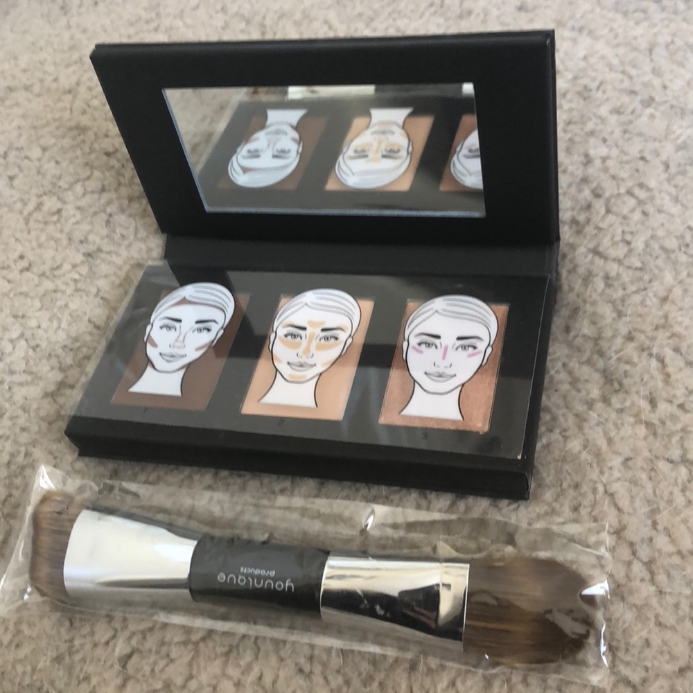 Younique Sculpting Trio and Brush